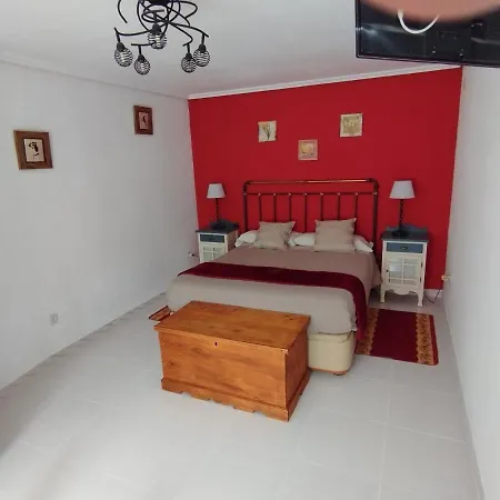 El Cortijo Del Piron Ferienhaus Losana de Piron