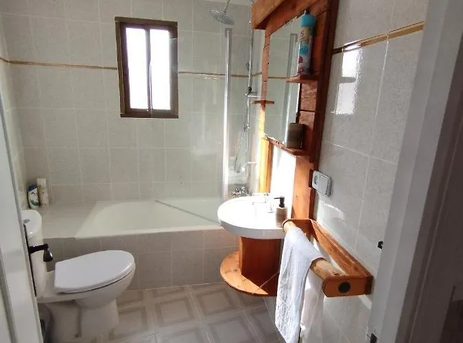 Сasa de vacaciones El Cortijo Del Piron Losana de Piron